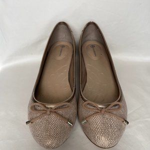 Giani Bernini Chunky Heel with Nude Bow Accent